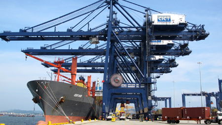 Empresas reanudan actividades laborales en los primeros días del Año Nuevo Lunar